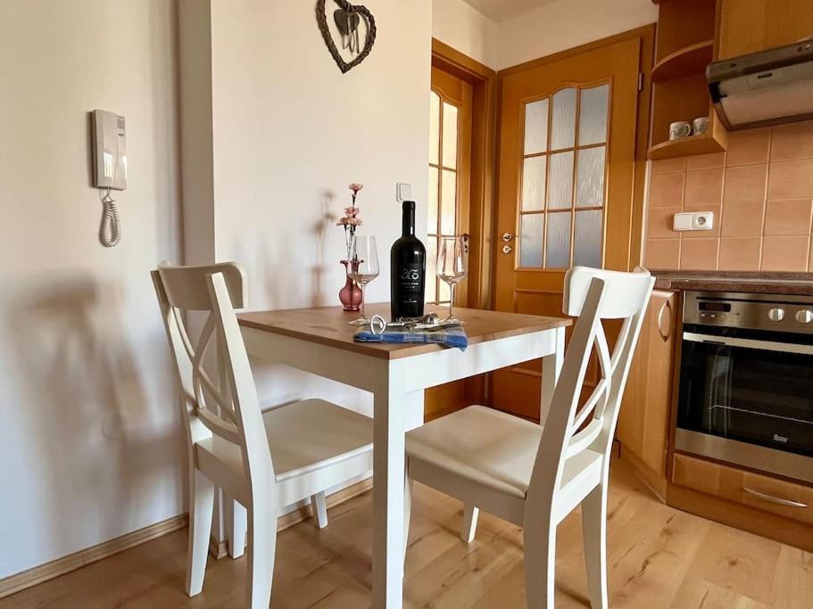 Apartmán Apartmán s terasou u lázeňské kolonády Poděbrady Exteriér fotografie